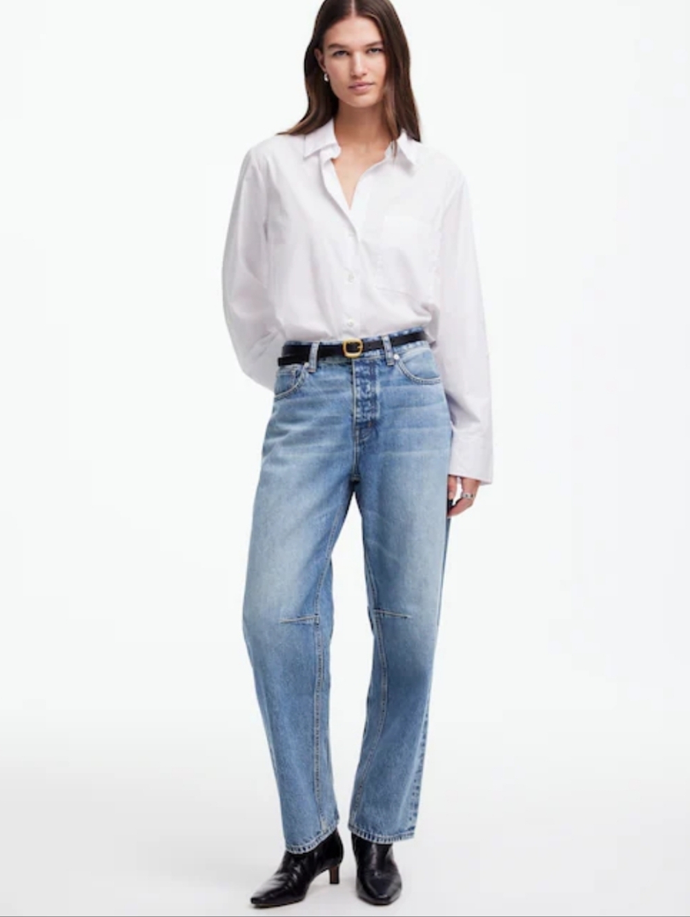 Madewell Darted Barrel Leg Jeans in Dobbs wash